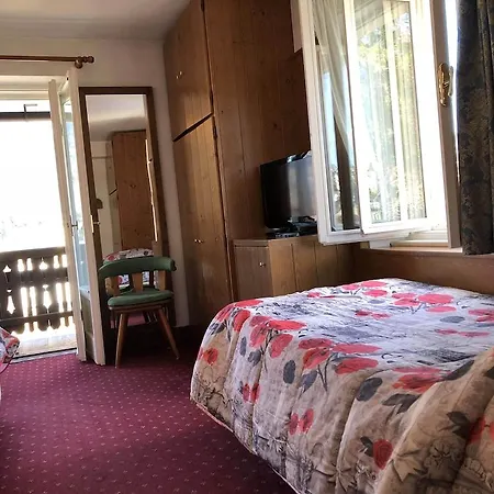 Majoni Hotel