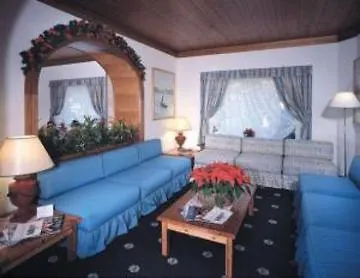 Majoni Hotel 4*
