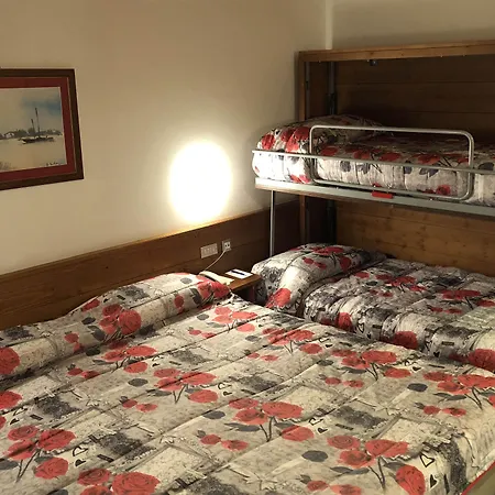 Ξενοδοχείο Majoni 4*