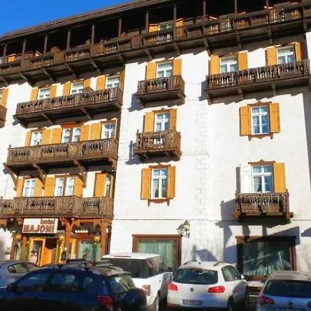 Majoni Hotel Cortina dʼAmpezzo