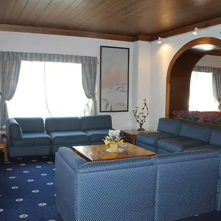 Majoni Hotel