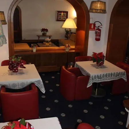 Majoni Hotel